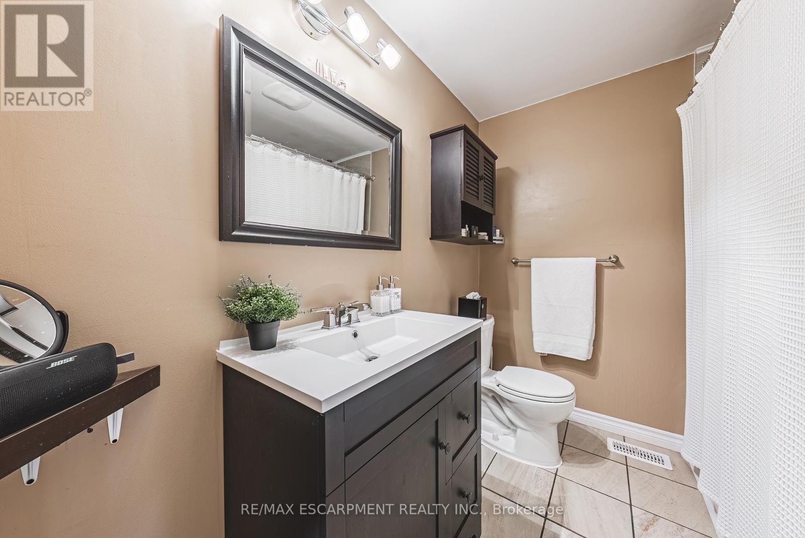 Photo 29 of 26 1155 Paramount Drive, Hamilton ON
