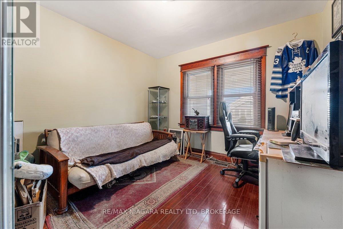 Photo 31 of 53 Marquis Street, St Catharines ON