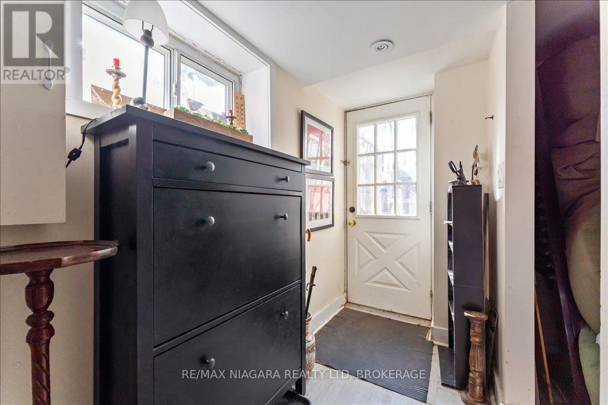Photo 27 of 53 Marquis Street, St Catharines ON