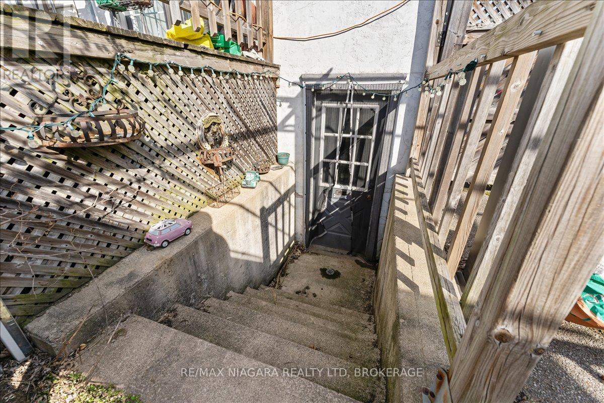 Photo 28 of 53 Marquis Street, St Catharines ON