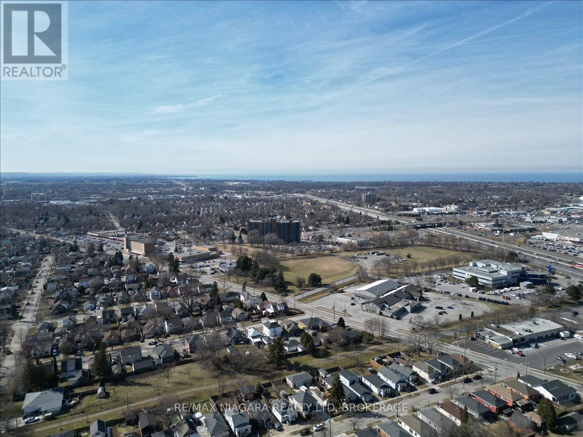 Photo 35 of 53 Marquis Street, St Catharines ON