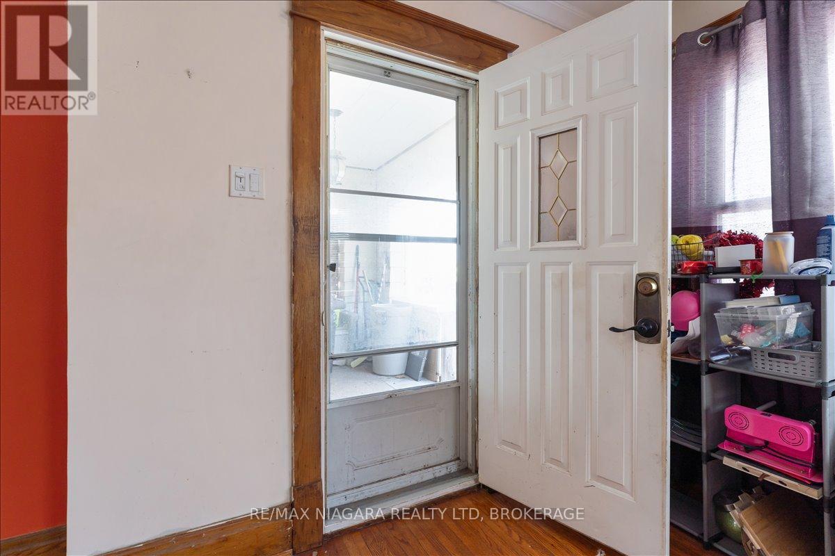 Photo 26 of 53 Marquis Street, St Catharines ON