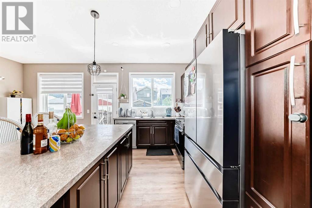 Single Family House for Sale in  EVansridge Crescent NW Evanston Calgary 