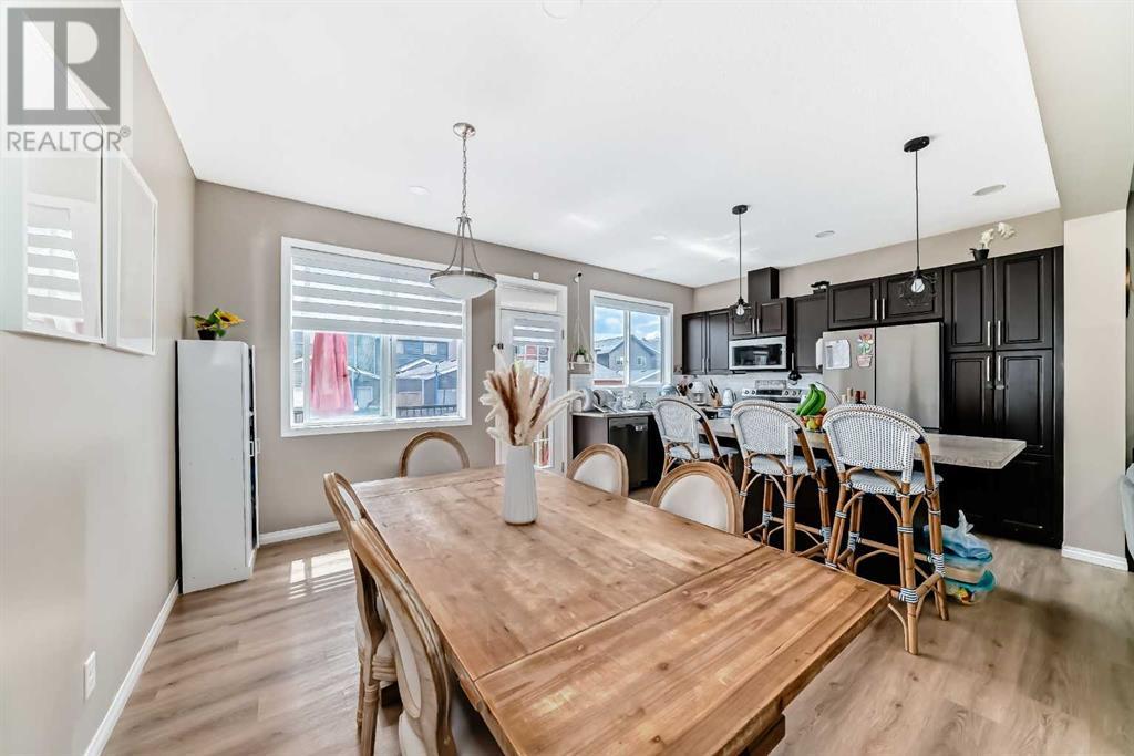 Single Family House for Sale in  EVansridge Crescent NW Evanston Calgary 
