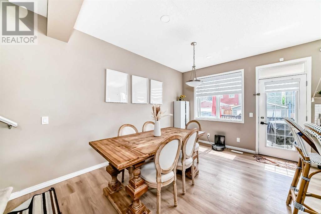 Single Family House for Sale in  EVansridge Crescent NW Evanston Calgary 
