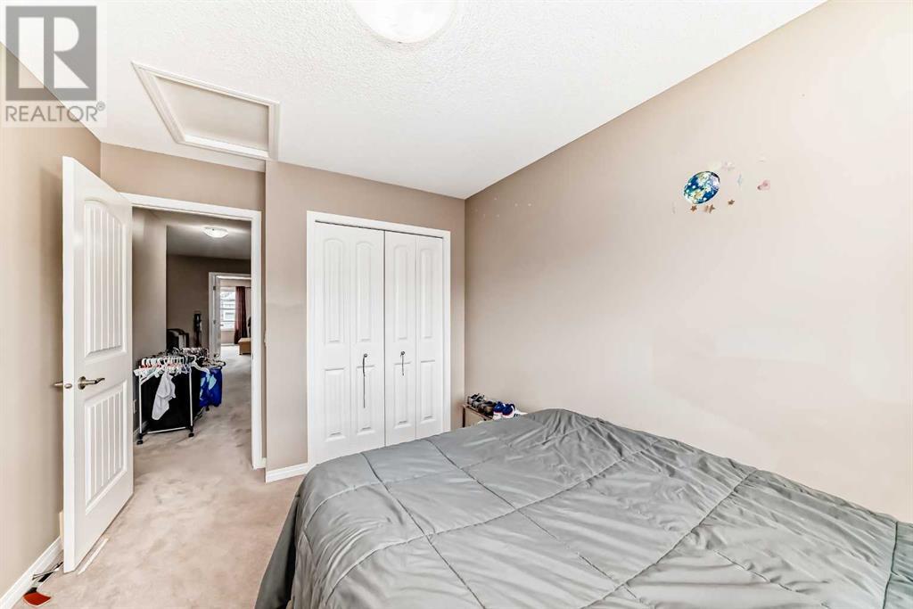 Single Family House for Sale in  EVansridge Crescent NW Evanston Calgary 