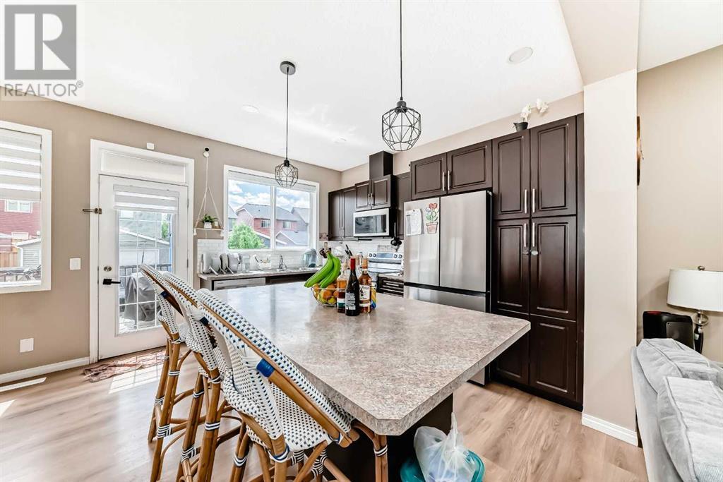 Single Family House for Sale in  EVansridge Crescent NW Evanston Calgary 