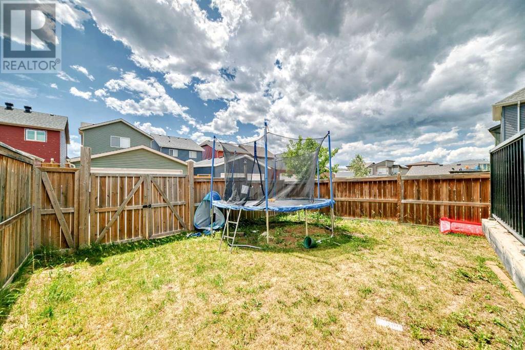Single Family House for Sale in  EVansridge Crescent NW Evanston Calgary 
