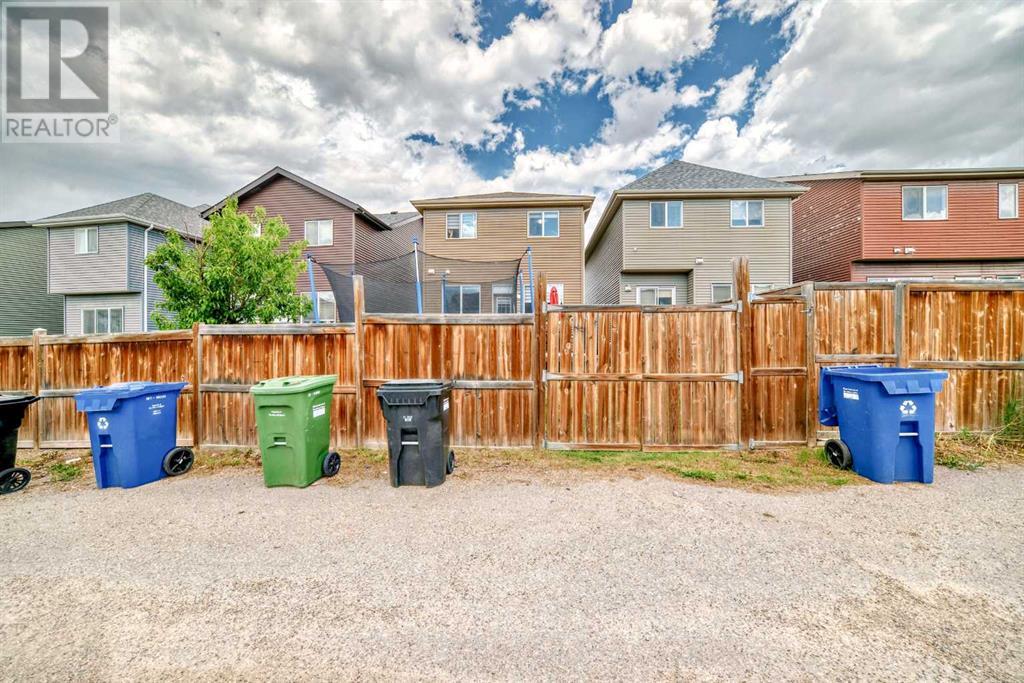Single Family House for Sale in  EVansridge Crescent NW Evanston Calgary 