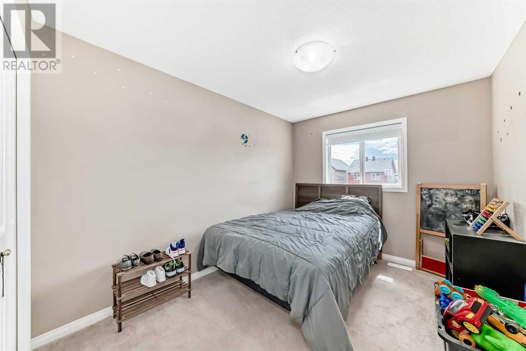 Single Family House for Sale in  EVansridge Crescent NW Evanston Calgary 