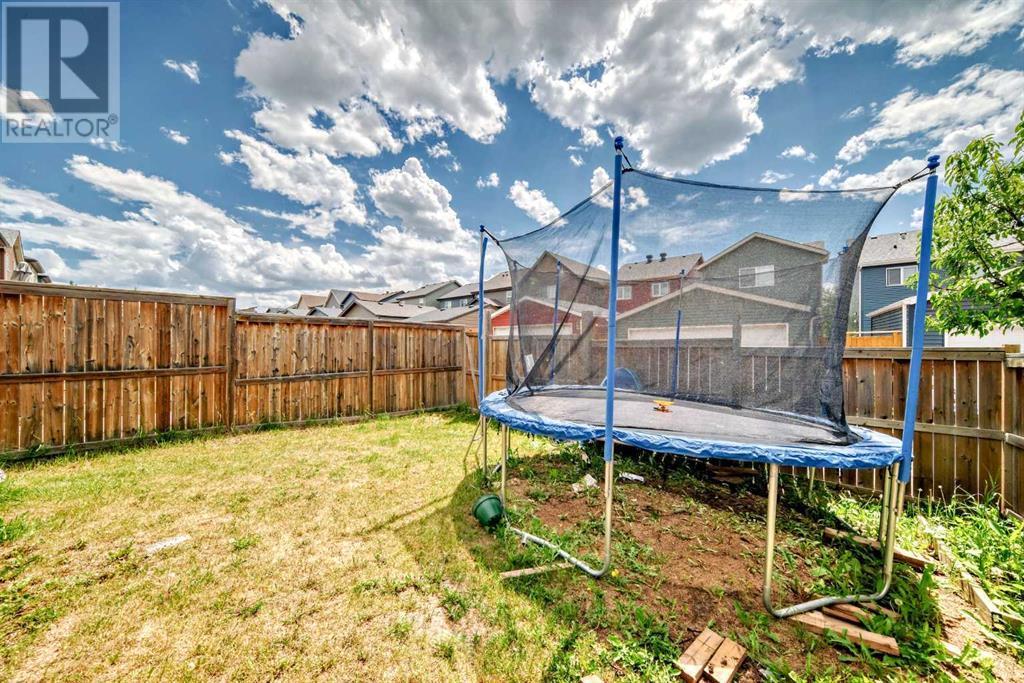 Single Family House for Sale in  EVansridge Crescent NW Evanston Calgary 