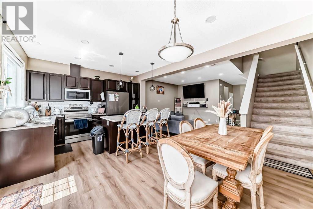 Single Family House for Sale in  EVansridge Crescent NW Evanston Calgary 