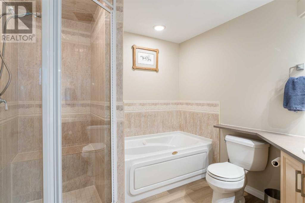 Single Family House for Sale in    Avenue SW Eau Claire Calgary 