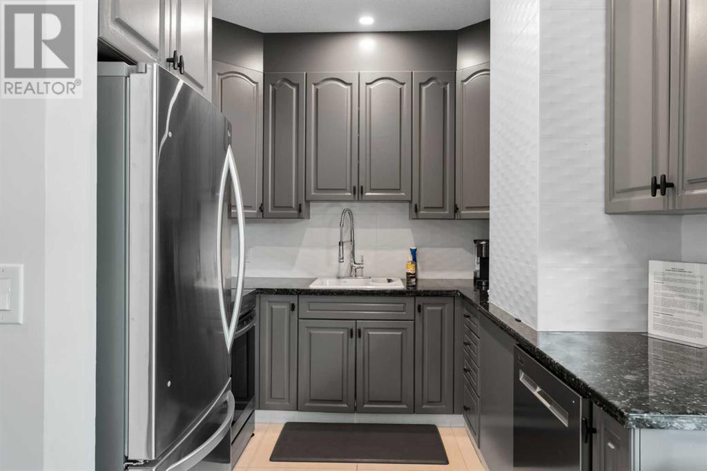 Single Family House for Sale in    Avenue SW Eau Claire Calgary 