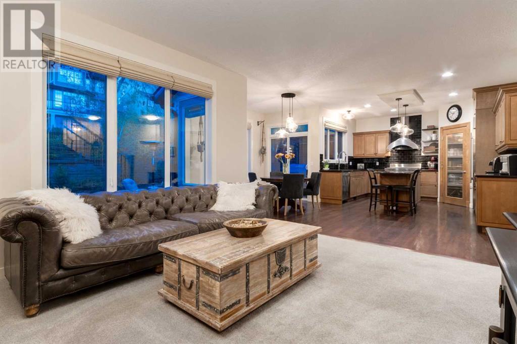 Single Family House for Sale in  CRESTRIDGE Way SW Crestmont Calgary 