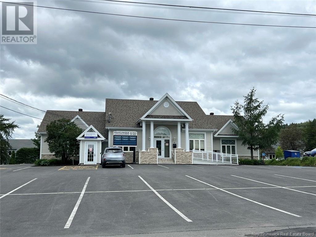Photo 11 of 60 Bateman Avenue, Edmundston NB