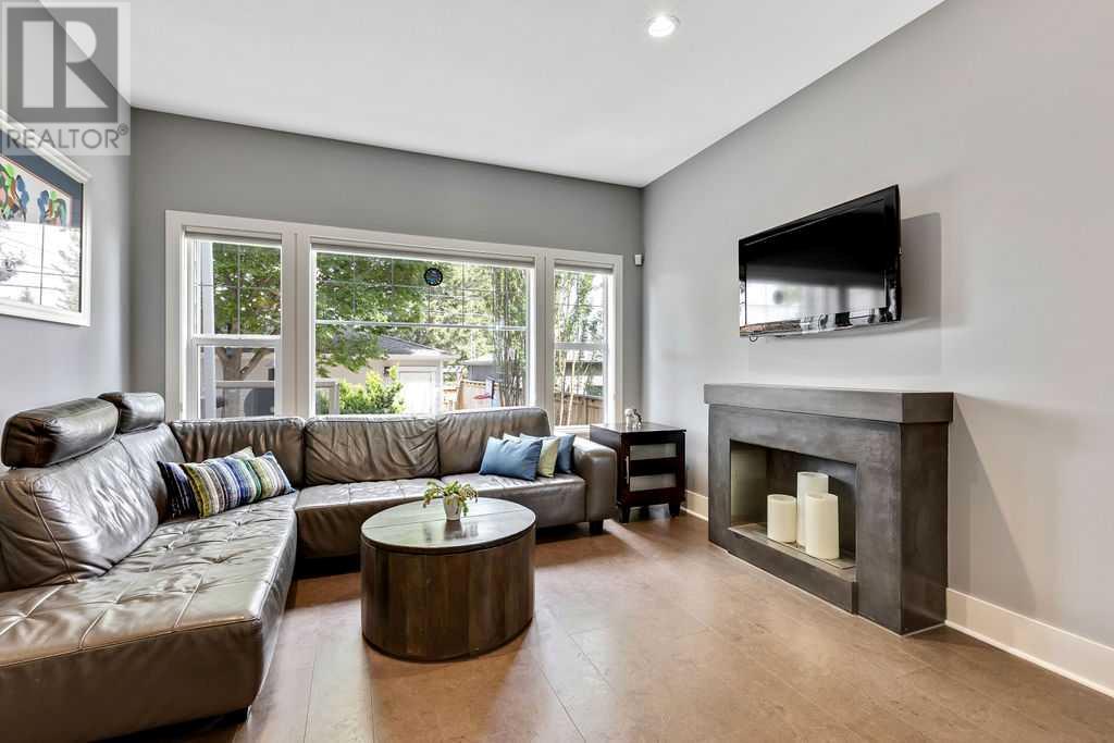 Single Family House for Sale in   Street NW Banff Trail Calgary 