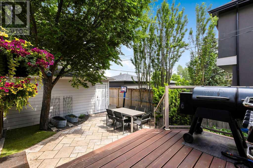 Single Family House for Sale in   Street NW Banff Trail Calgary 