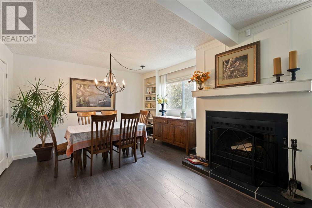 Single Family House Bi-level for Sale in  Silvergrove Road NW Silver Springs Calgary 