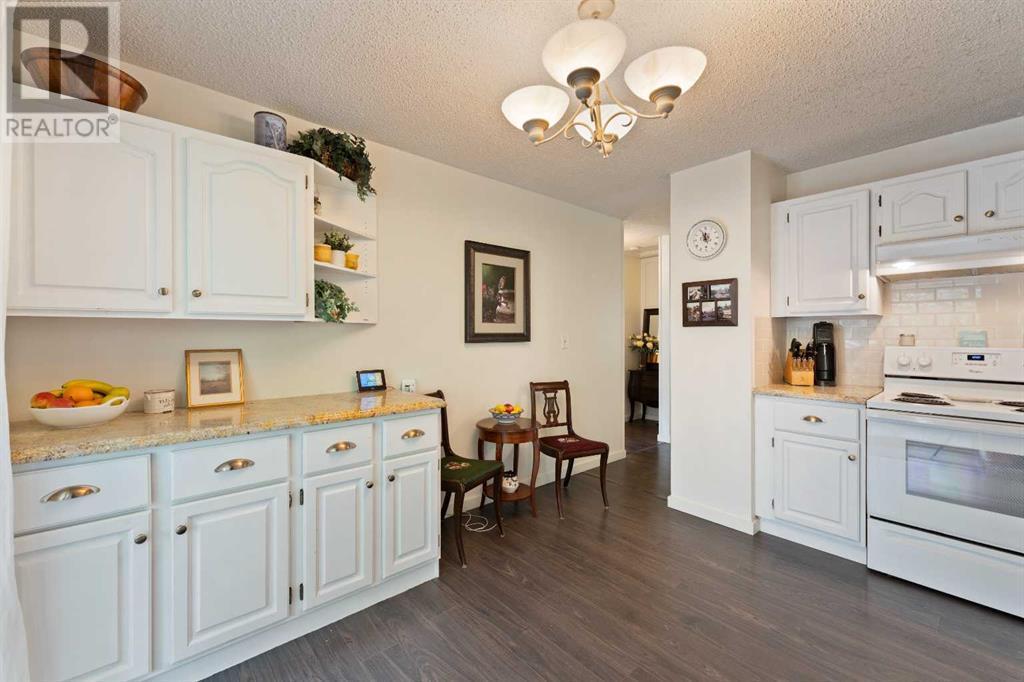 Single Family House Bi-level for Sale in  Silvergrove Road NW Silver Springs Calgary 