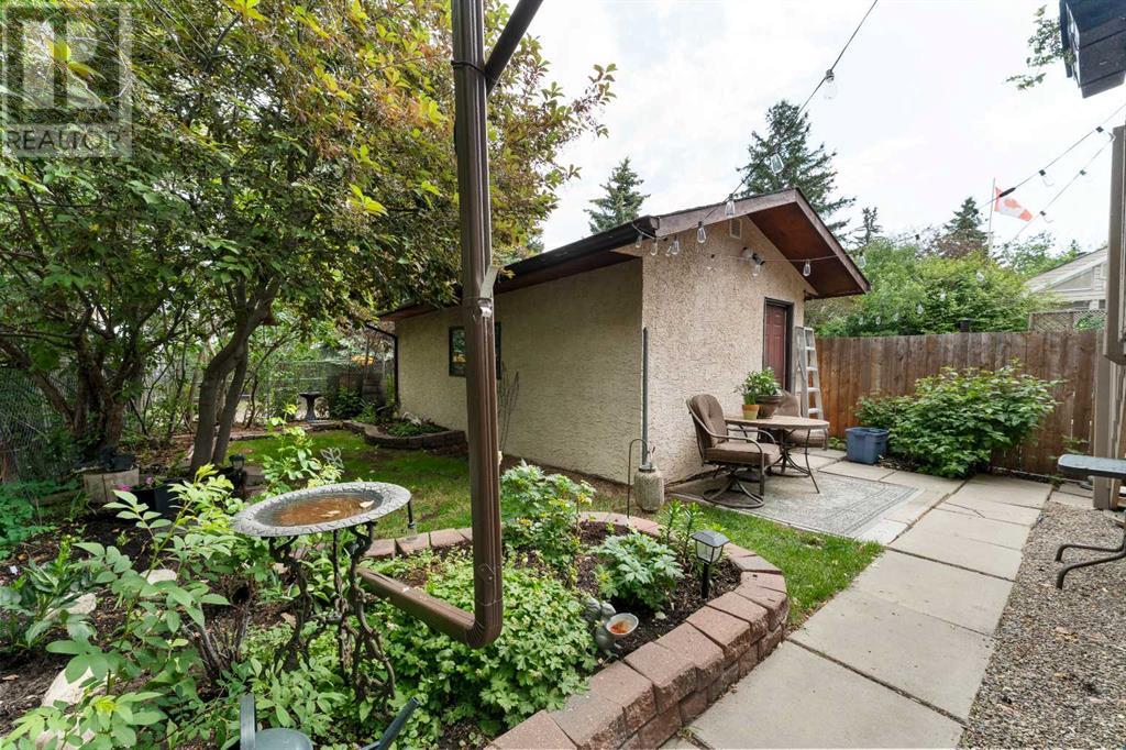 130 Silvergrove Road NW, Calgary, Alberta