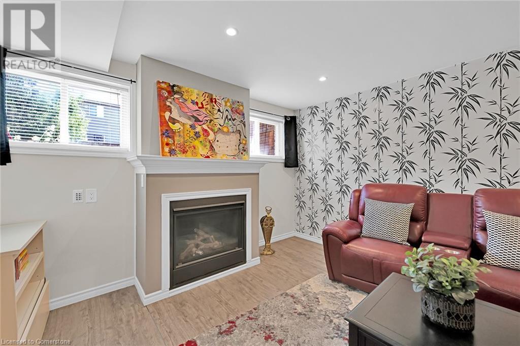 Photo 24 of 5126 St Georges Drive, Beamsville ON