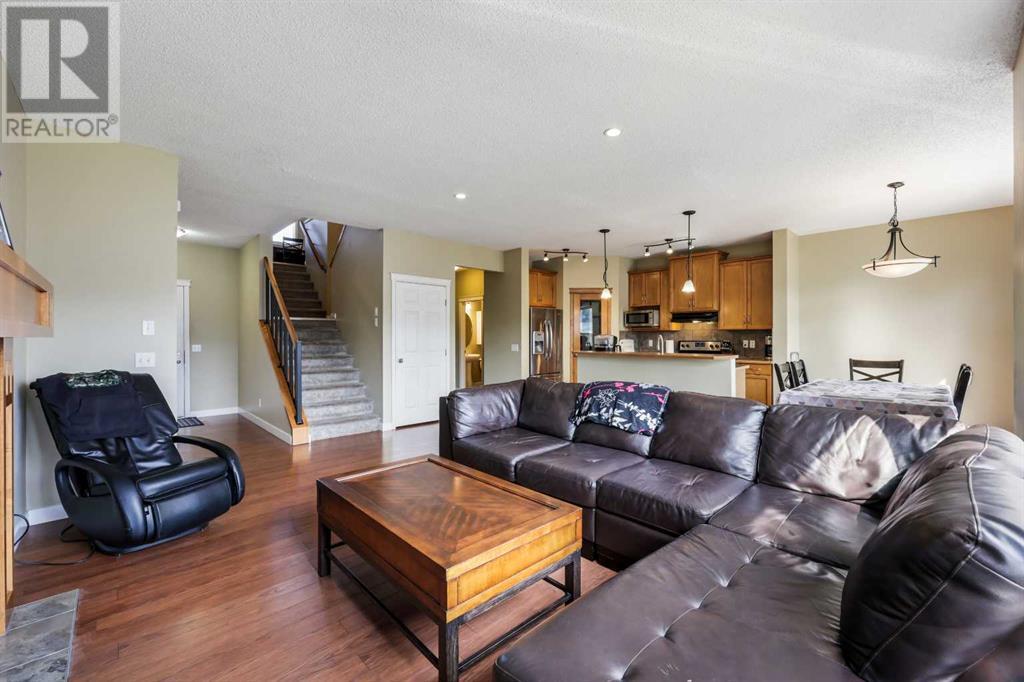 Single Family House for Sale in  Copperstone Place SE Copperfield Calgary 