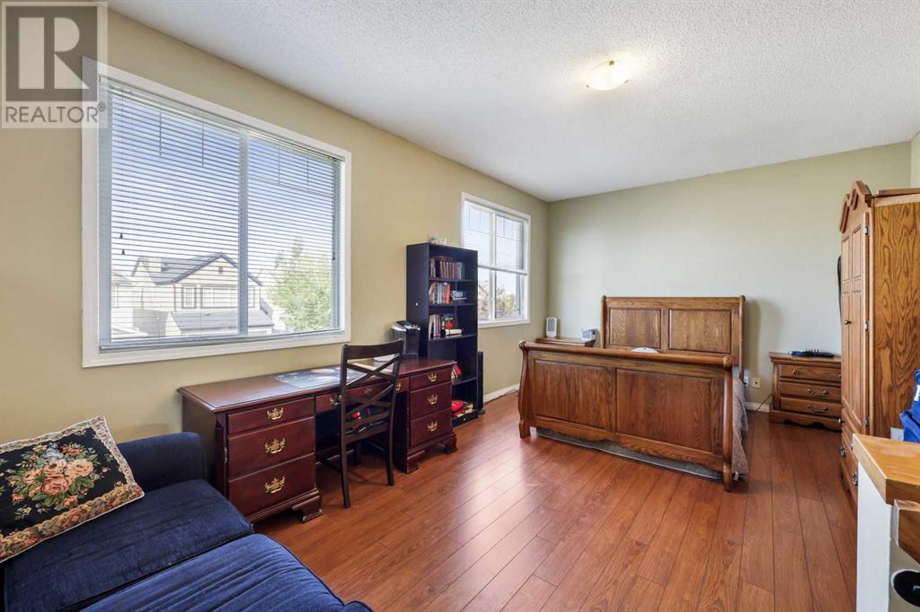 Single Family House for Sale in  Copperstone Place SE Copperfield Calgary 