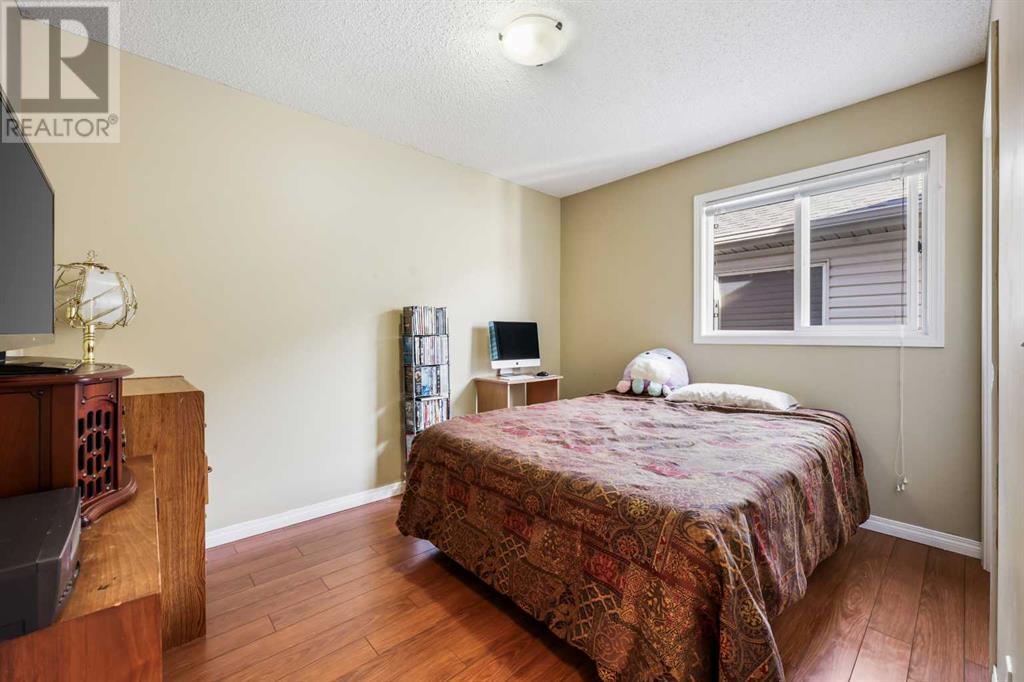 Single Family House for Sale in  Copperstone Place SE Copperfield Calgary 