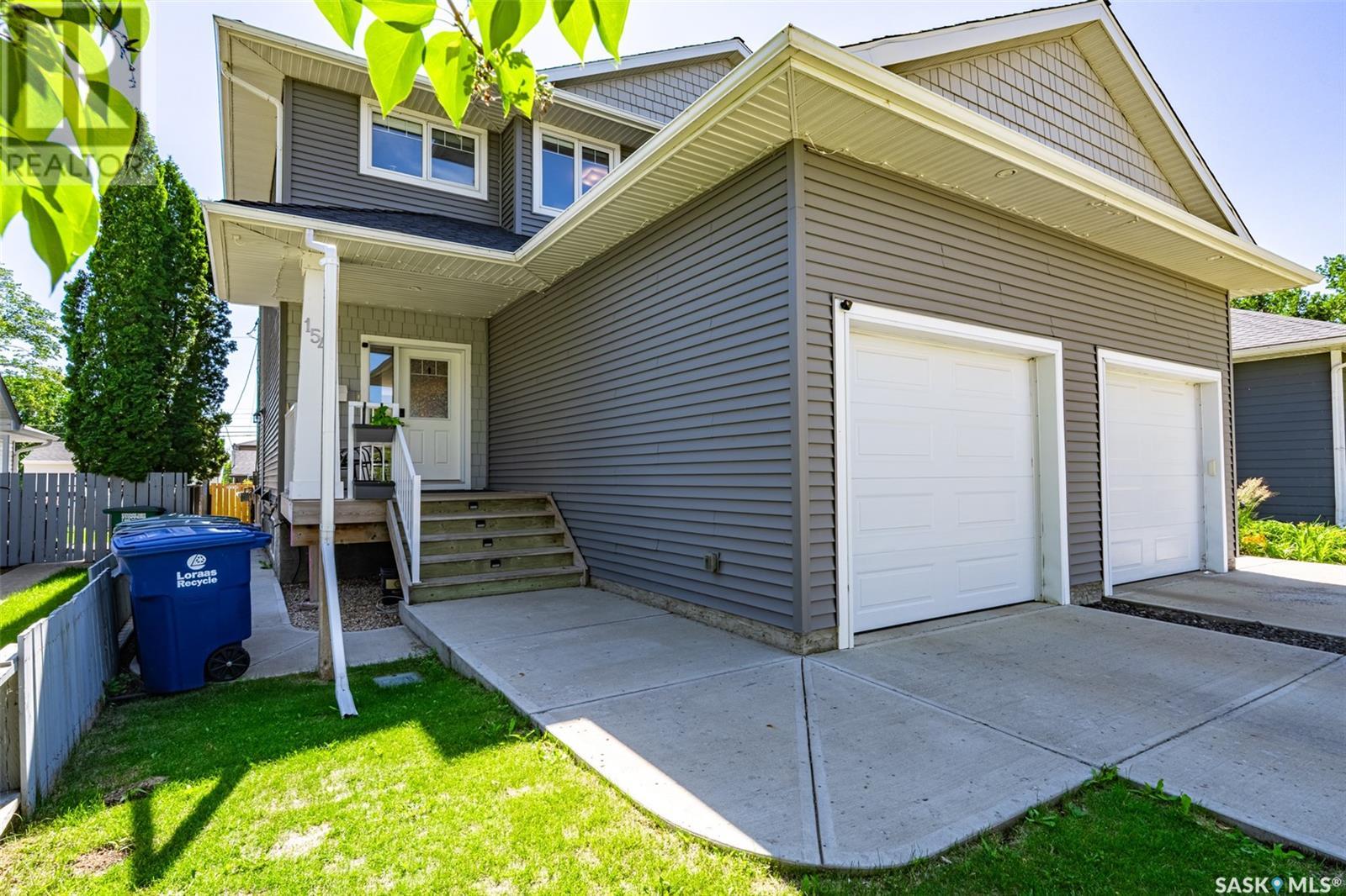 Photo 1 of 1548 Empress Avenue, Saskatoon SK