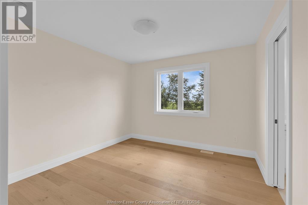 Photo 18 of 2572 Mayfair, Lasalle ON