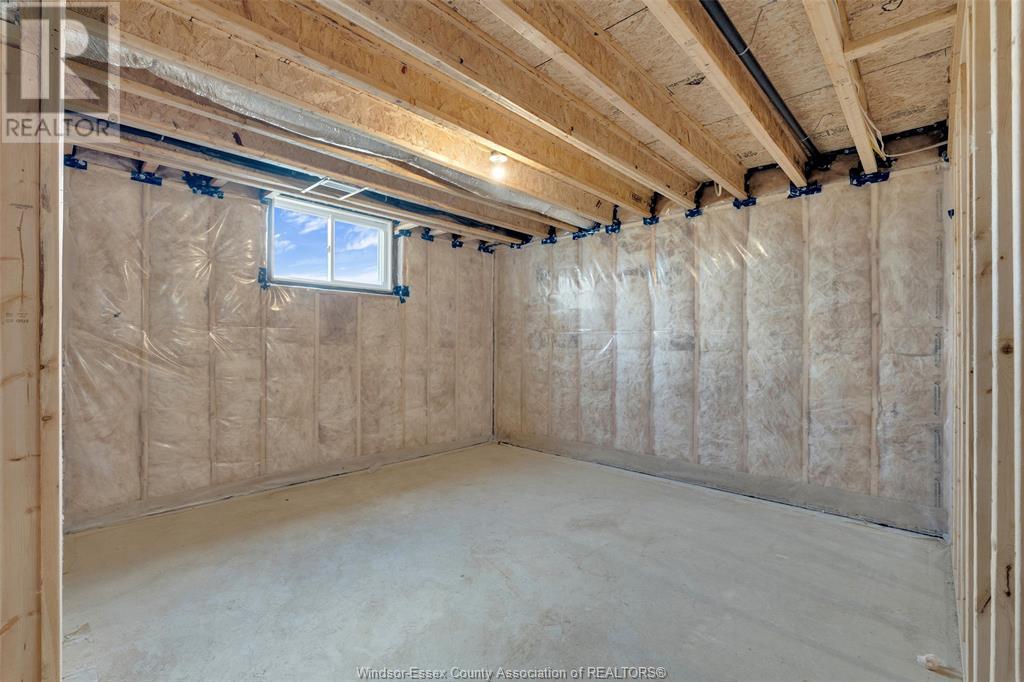 Photo 22 of 2572 Mayfair, Lasalle ON