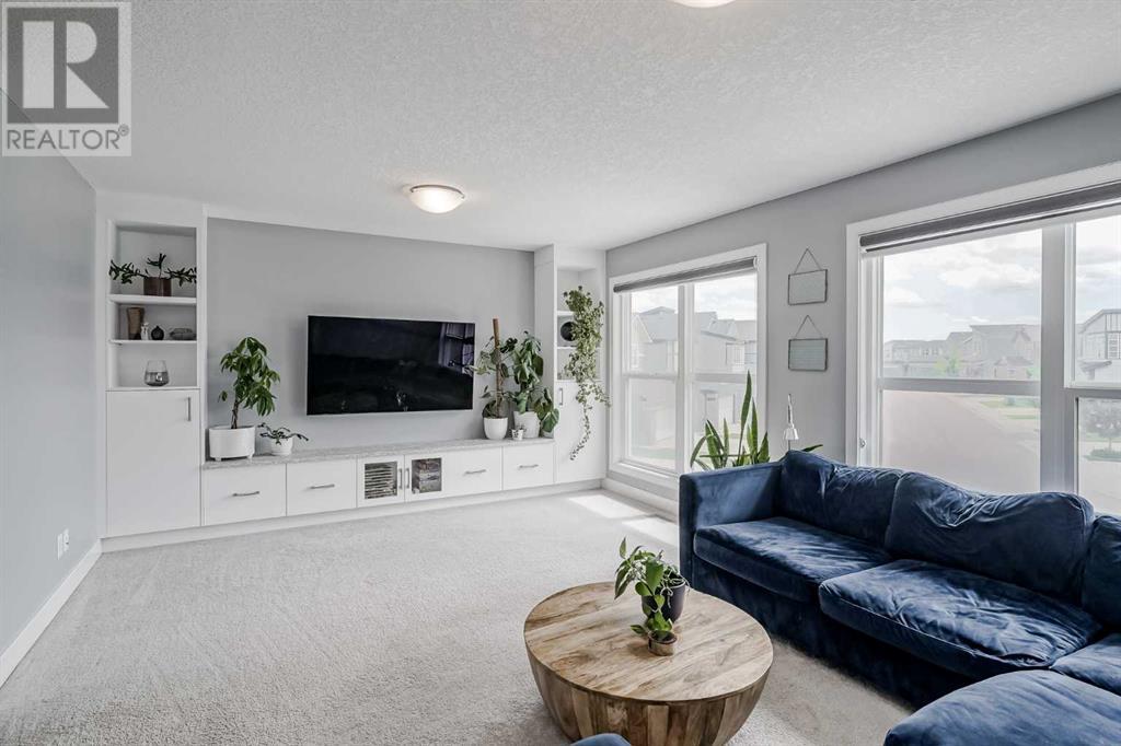 Single Family House for Sale in  Carringvue Manor NW Carrington Calgary 