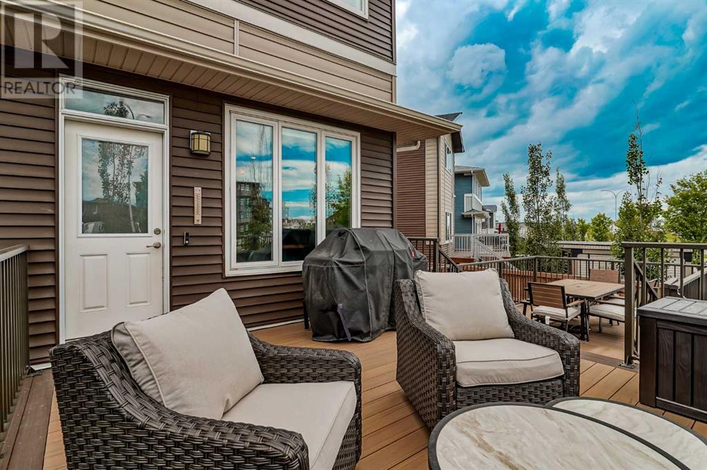 Single Family House for Sale in  Carringvue Manor NW Carrington Calgary 