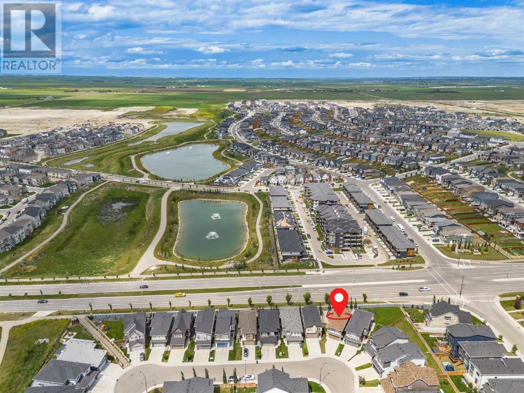 Single Family House for Sale in  Carringvue Manor NW Carrington Calgary 