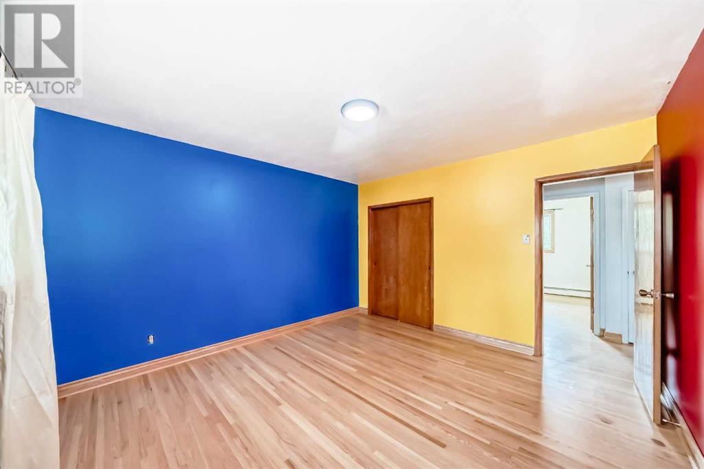 Single Family House Bungalow for Sale in  Kirby Place SW Kingsland Calgary 