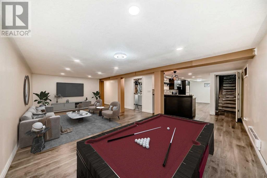 Single Family House Bungalow for Sale in  Kirby Place SW Kingsland Calgary 