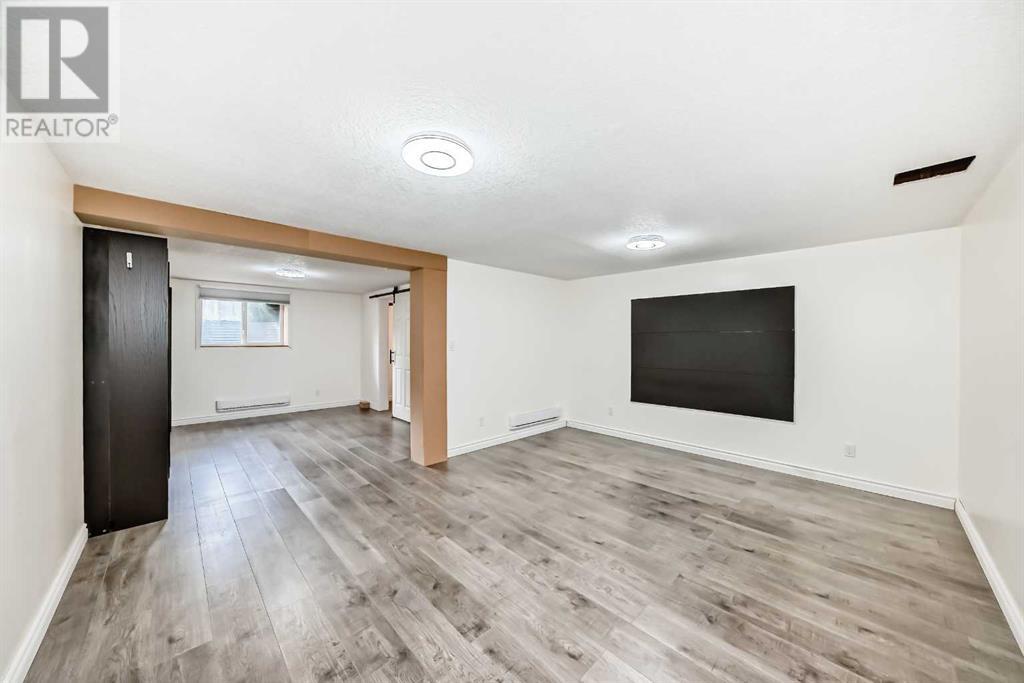 Single Family House Bungalow for Sale in  Kirby Place SW Kingsland Calgary 