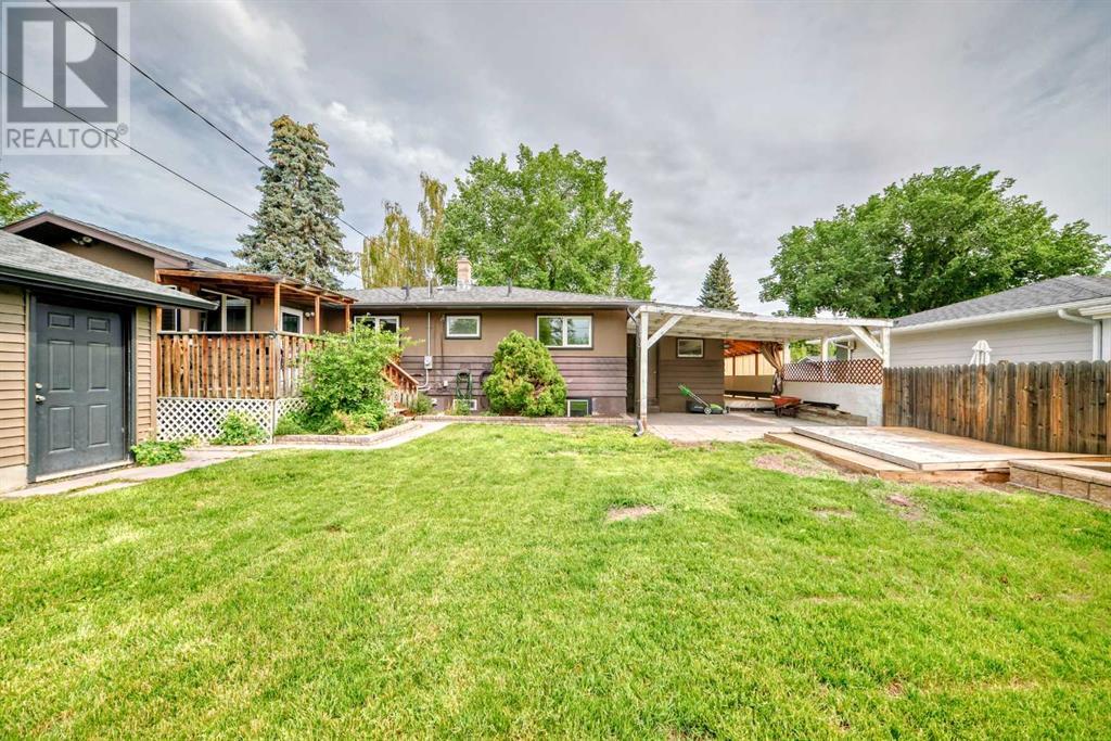Single Family House Bungalow for Sale in  Kirby Place SW Kingsland Calgary 