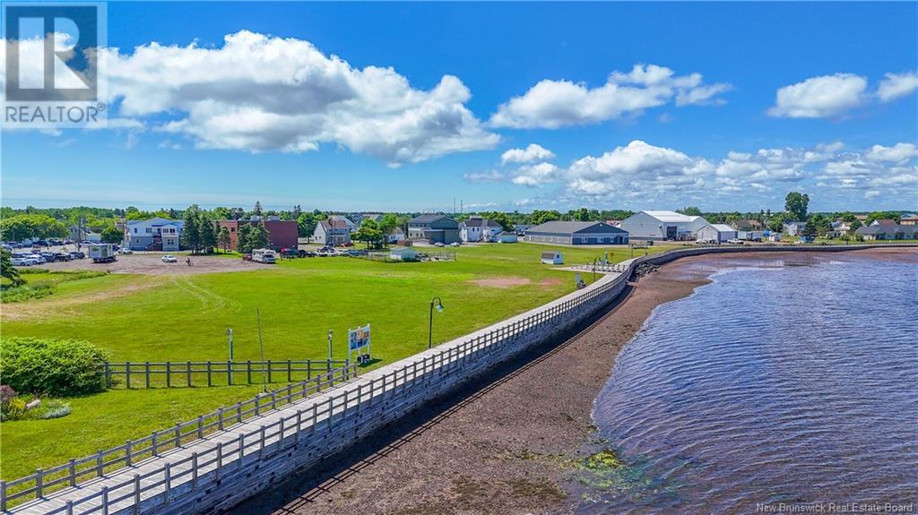 Photo 2 of 204 Jd Gauthier Boulevard, Shippagan NB