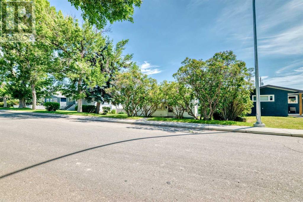 Single Family House Bungalow for Sale in  Child Avenue NE Renfrew Calgary 
