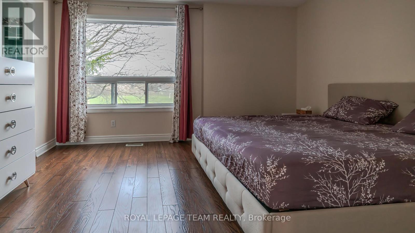 Photo 7 of 123 Queensbury Drive, Ottawa ON