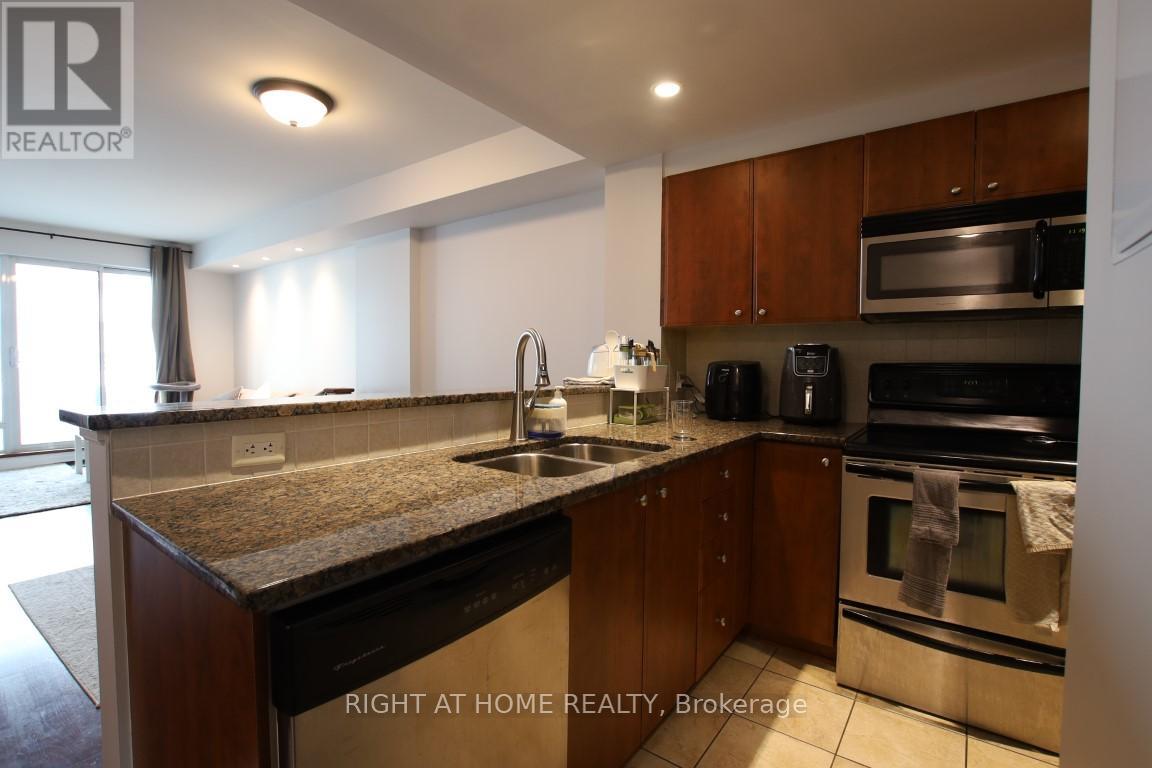 Photo 20 of 308 200 Besserer Street, Ottawa ON