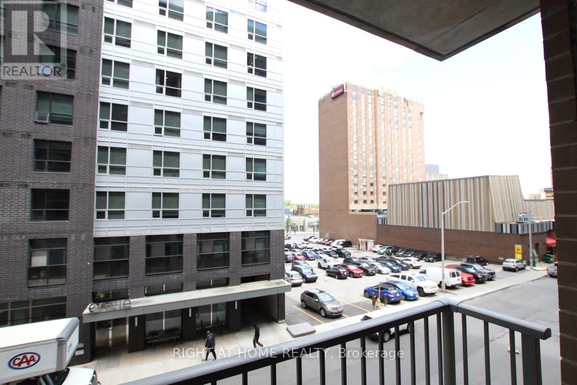Photo 12 of 308 200 Besserer Street, Ottawa ON