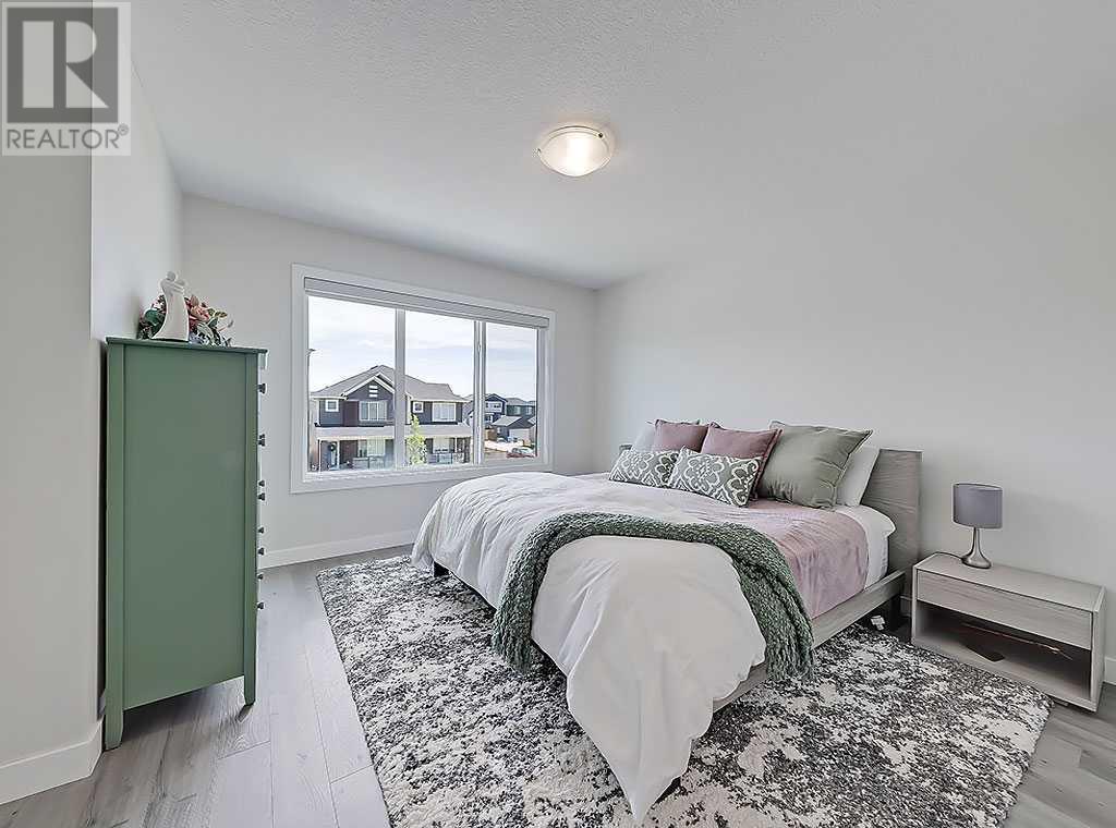 Single Family House for Sale in  Wolf Creek Drive SE Wolf Willow Calgary 