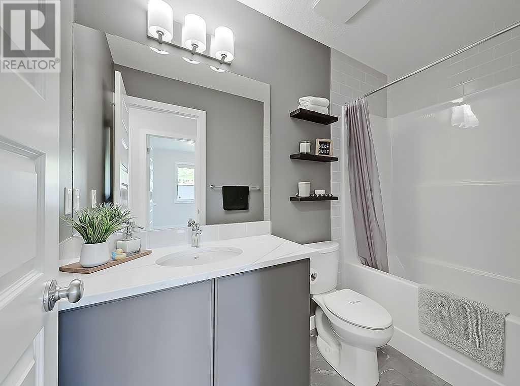 Single Family House for Sale in  Wolf Creek Drive SE Wolf Willow Calgary 