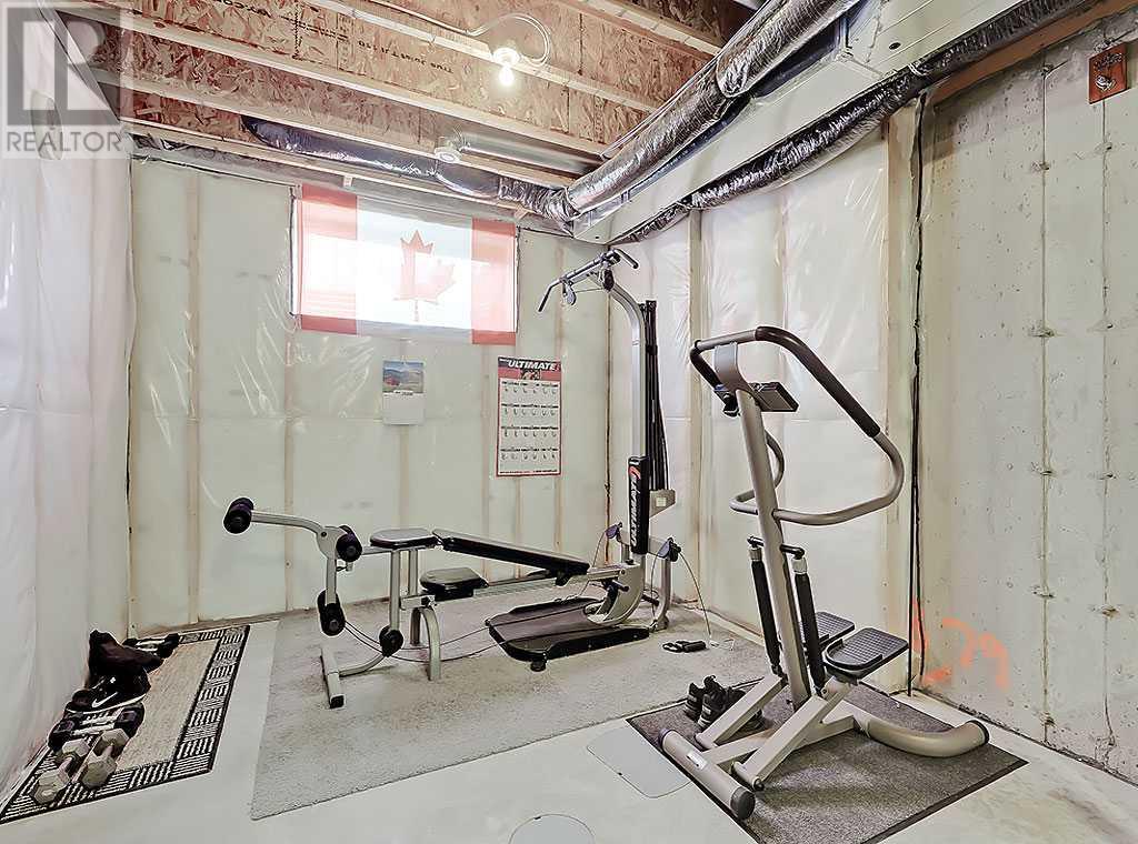 Single Family House for Sale in  Wolf Creek Drive SE Wolf Willow Calgary 