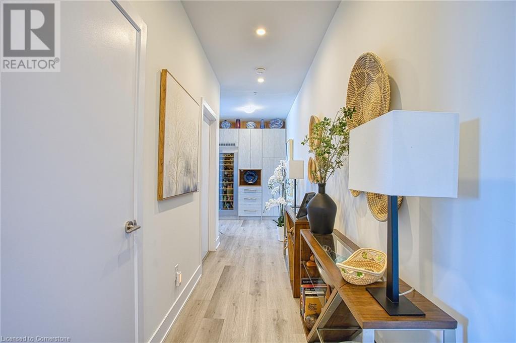 Photo 7 of 16 Concord Place Unit 707, Grimsby ON