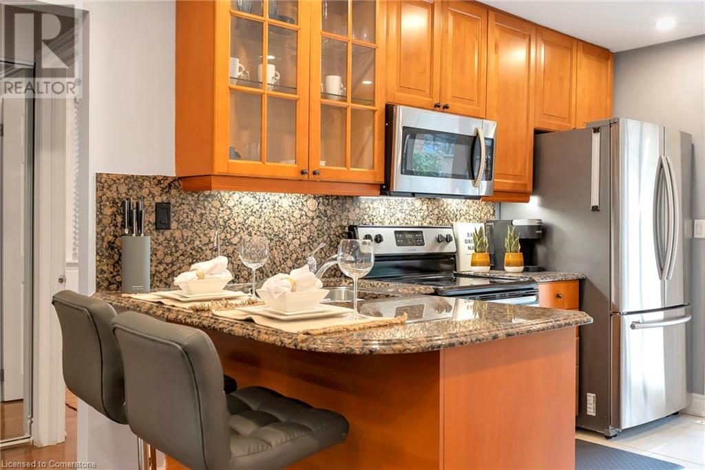 Photo 36 of 746 Roxborough Avenue, Hamilton ON