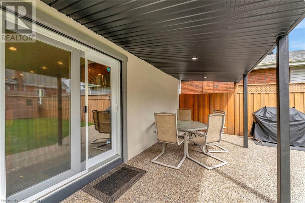 Photo 16 of 746 Roxborough Avenue, Hamilton ON